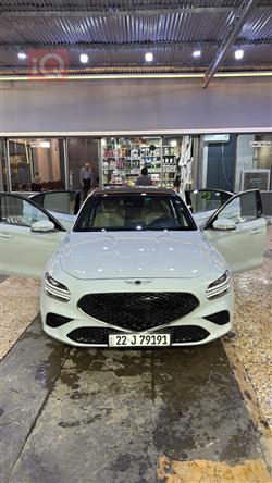 جنسس G70